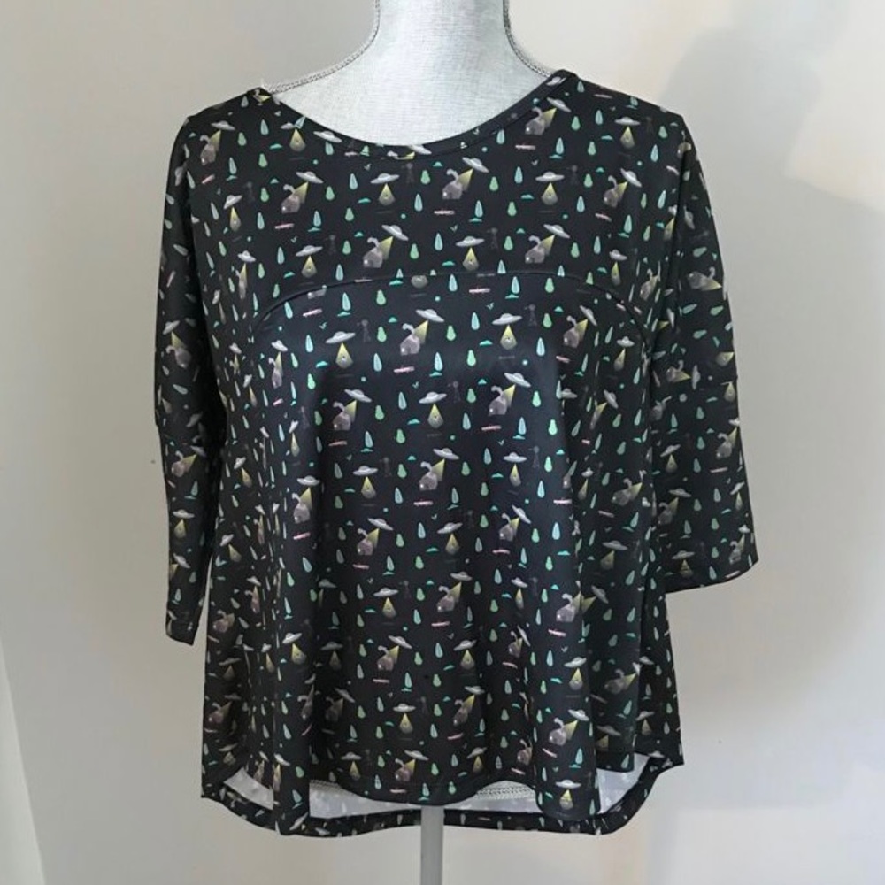 Kling Blouse Top
